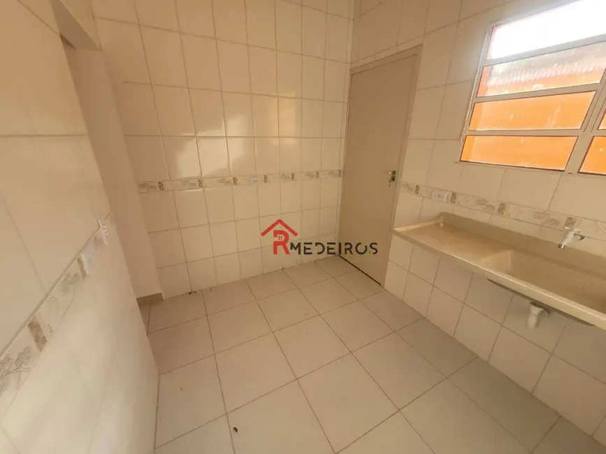 Foto 4 de Sobrado com 2 quartos à venda, 90m2 em Vila Sônia, Praia Grande - SP