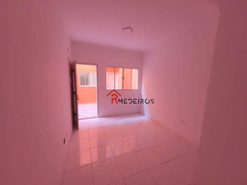 Foto 2 de Sobrado com 2 quartos à venda, 80m2 em Vila Sônia, Praia Grande - SP