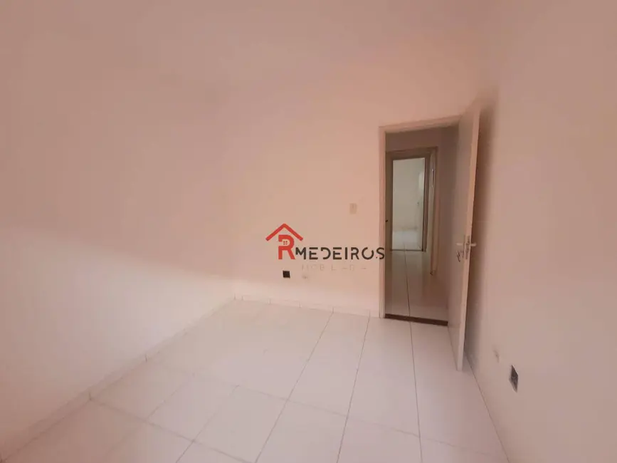 Foto 8 de Sobrado com 2 quartos à venda, 80m2 em Vila Sônia, Praia Grande - SP