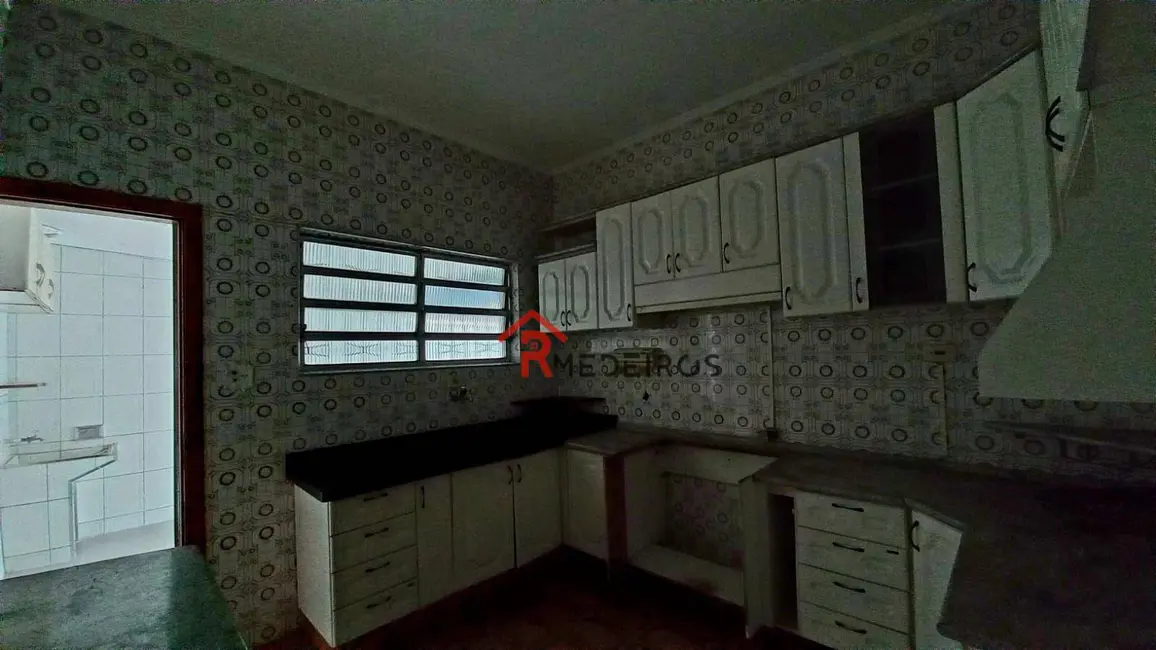 Sobrado com 2 quartos à venda, 125m2 em Ocian, Praia Grande - SP - imagem 9 Foto 9 de Sobrado com 2 quartos à venda, 125m2 em Ocian, Praia Grande - SP