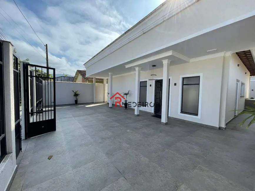 Casa com 3 quartos à venda, 200m2 em Praia Grande - SP - imagem 1 Foto 1 de Casa com 3 quartos à venda, 200m2 em Praia Grande - SP