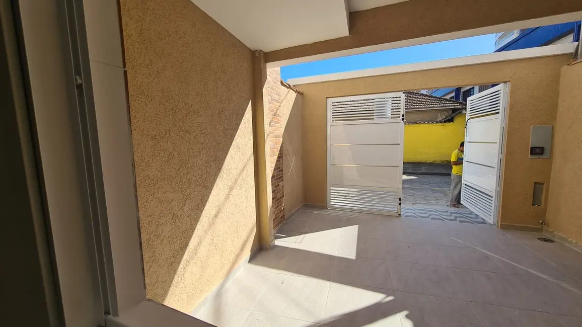 Foto 2 de Sobrado com 2 quartos à venda, 90m2 em Aviação, Praia Grande - SP