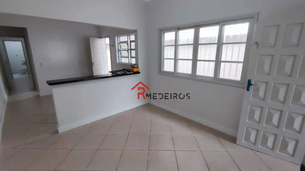Foto 6 de Casa com 2 quartos à venda, 125m2 em Praia Grande - SP