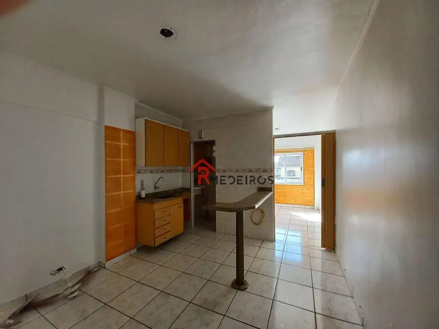 Foto 2 de Kitnet com 1 quarto à venda, 30m2 em Ocian, Praia Grande - SP