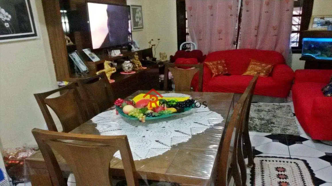 Foto 4 de Casa com 2 quartos à venda, 90m2 em Caiçara, Praia Grande - SP