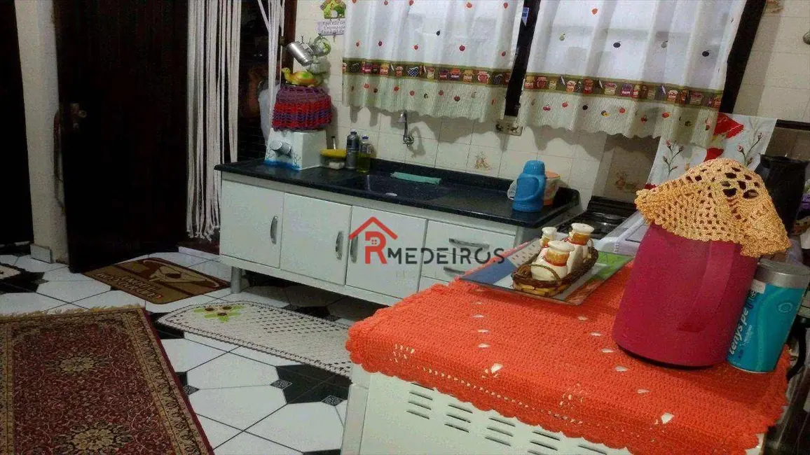 Foto 6 de Casa com 2 quartos à venda, 90m2 em Caiçara, Praia Grande - SP