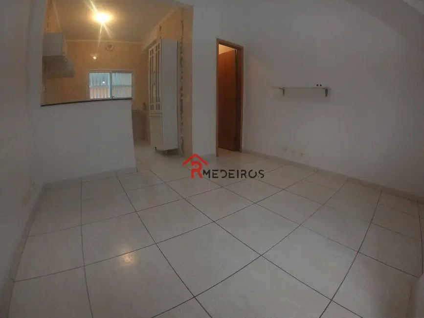 Foto 2 de Casa de Condomínio com 2 quartos à venda, 85m2 em Aviação, Praia Grande - SP