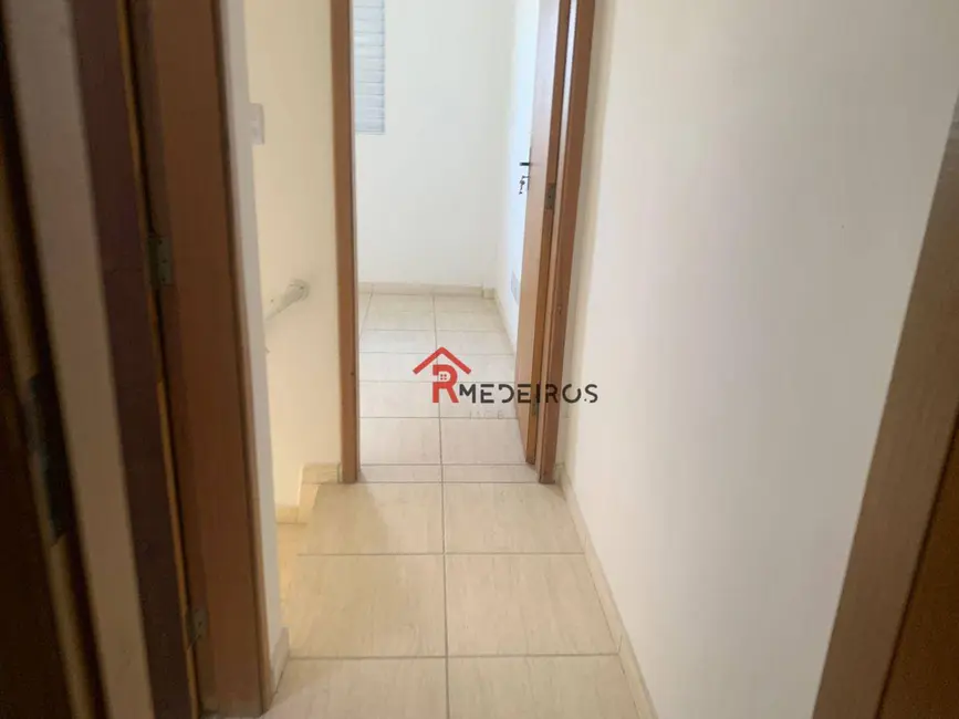 Foto 6 de Casa de Condomínio com 2 quartos à venda, 60m2 em Praia Grande - SP