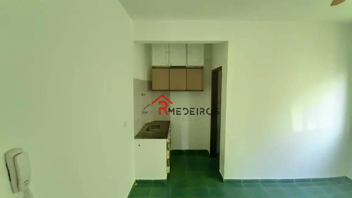 Foto 2 de Kitnet com 1 quarto à venda, 25m2 em Ocian, Praia Grande - SP