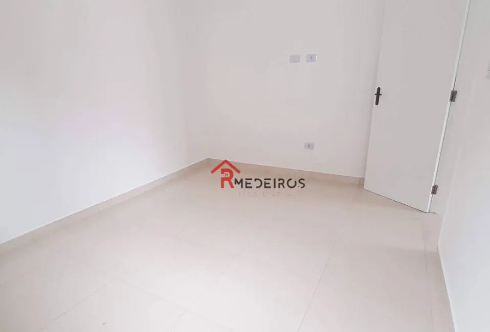 Casa com 2 quartos à venda, 65m2 em Praia Grande - SP - imagem 8 Foto 8 de Casa com 2 quartos à venda, 65m2 em Praia Grande - SP