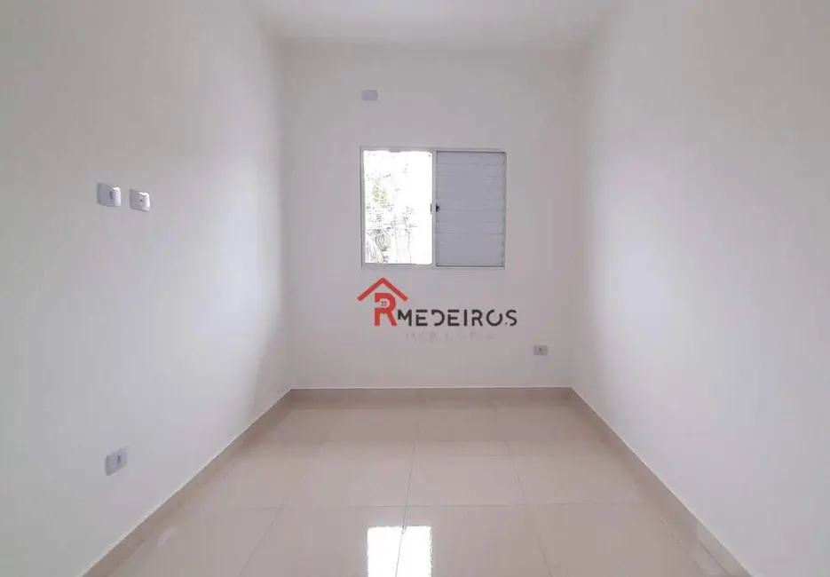 Casa com 2 quartos à venda, 65m2 em Praia Grande - SP - imagem 6 Foto 6 de Casa com 2 quartos à venda, 65m2 em Praia Grande - SP