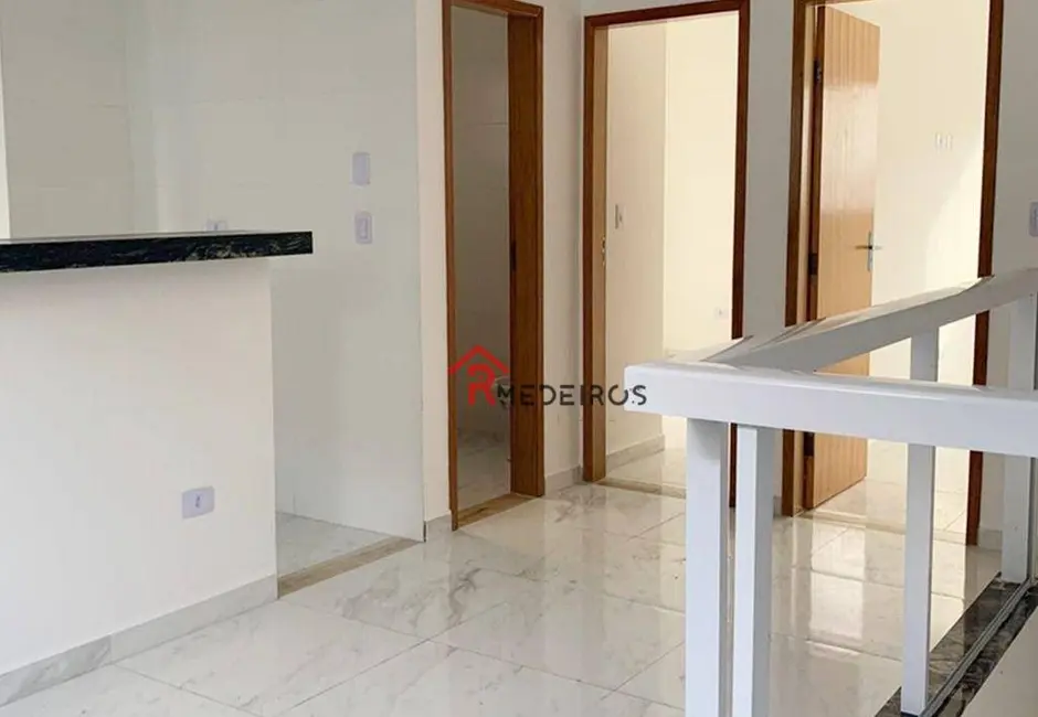 Casa com 2 quartos à venda, 65m2 em Praia Grande - SP - imagem 2 Foto 2 de Casa com 2 quartos à venda, 65m2 em Praia Grande - SP