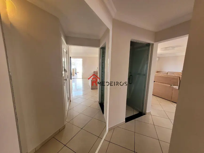 Cobertura com 3 quartos à venda, 184m2 em Tupi, Praia Grande - SP - imagem 8 Foto 8 de Cobertura com 3 quartos à venda, 184m2 em Tupi, Praia Grande - SP