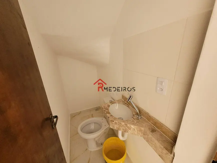 Foto 5 de Sobrado com 2 quartos à venda, 150m2 em Caiçara, Praia Grande - SP