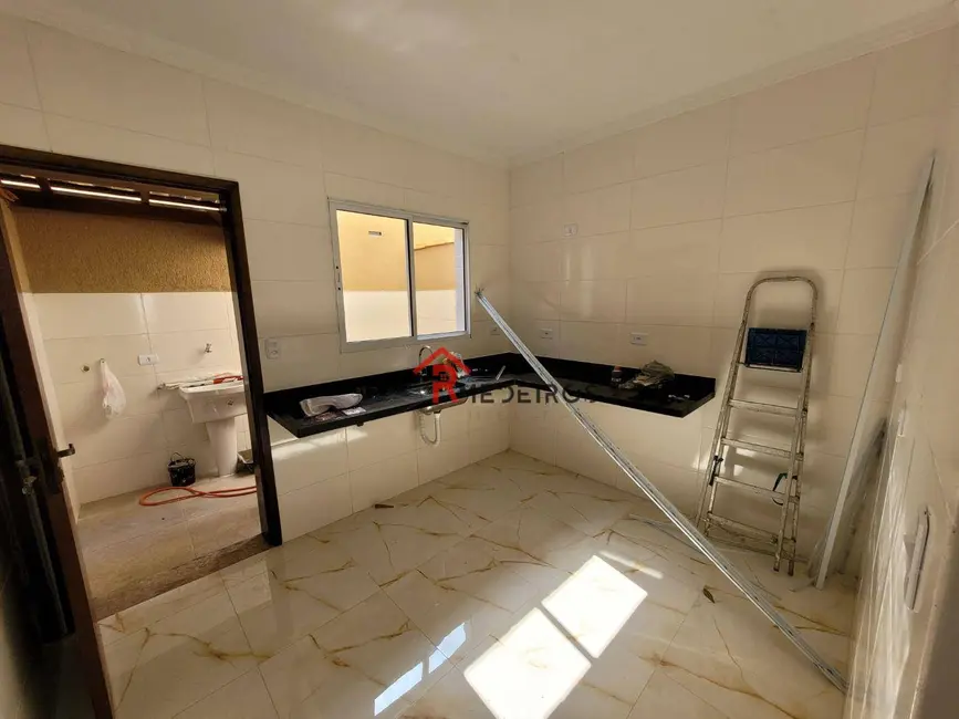 Foto 6 de Sobrado com 2 quartos à venda, 150m2 em Caiçara, Praia Grande - SP