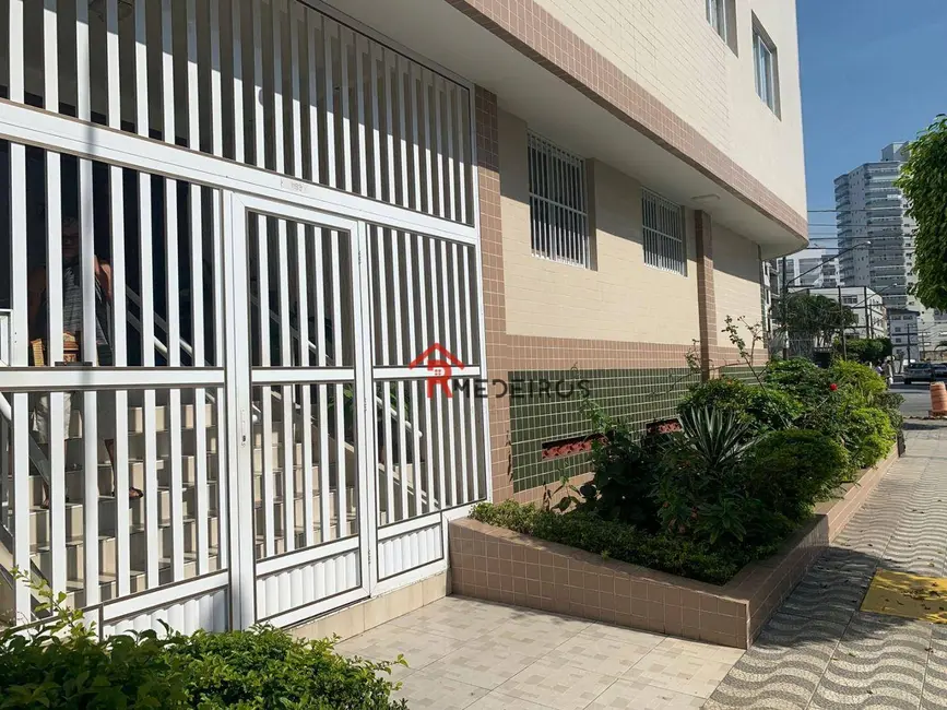 Foto 2 de Apartamento com 2 quartos à venda, 75m2 em Tupi, Praia Grande - SP