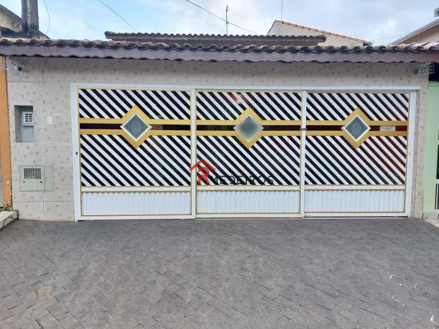 Foto 1 de Casa com 2 quartos à venda, 125m2 em Praia Grande - SP