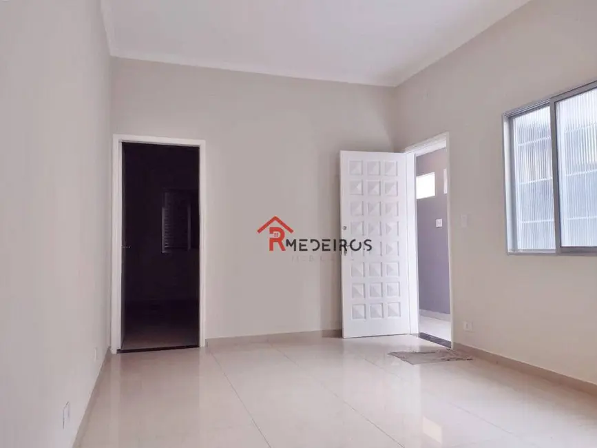 Foto 4 de Casa com 2 quartos à venda, 150m2 em Aviação, Praia Grande - SP