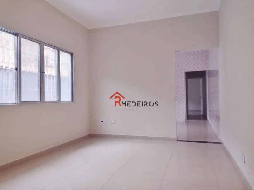 Foto 3 de Casa com 2 quartos à venda, 150m2 em Aviação, Praia Grande - SP