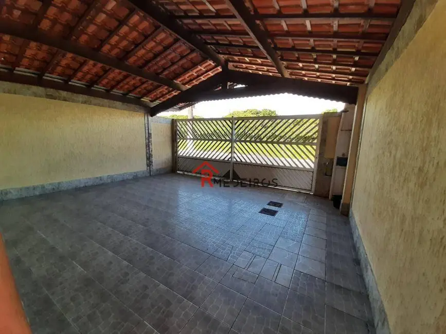 Casa com 3 quartos à venda, 163m2 em Mirim, Praia Grande - SP - imagem 3 Foto 3 de Casa com 3 quartos à venda, 163m2 em Mirim, Praia Grande - SP