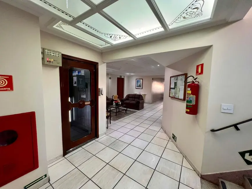 Apartamento com 1 quarto à venda, 49m2 em Praia Grande - SP - imagem 5 Foto 5 de Apartamento com 1 quarto à venda, 49m2 em Praia Grande - SP