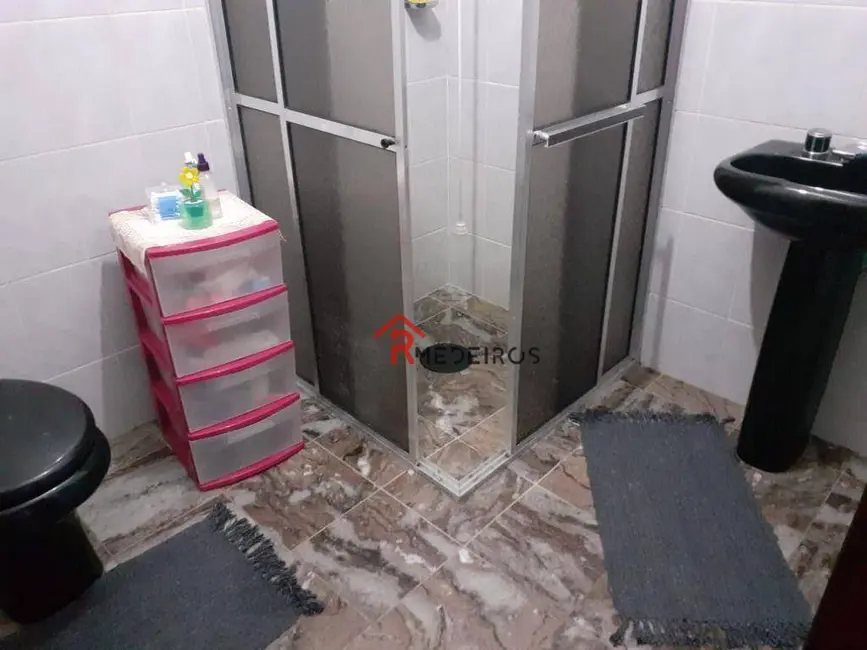 Casa com 3 quartos à venda, 160m2 em Praia Grande - SP - imagem 9 Foto 9 de Casa com 3 quartos à venda, 160m2 em Praia Grande - SP