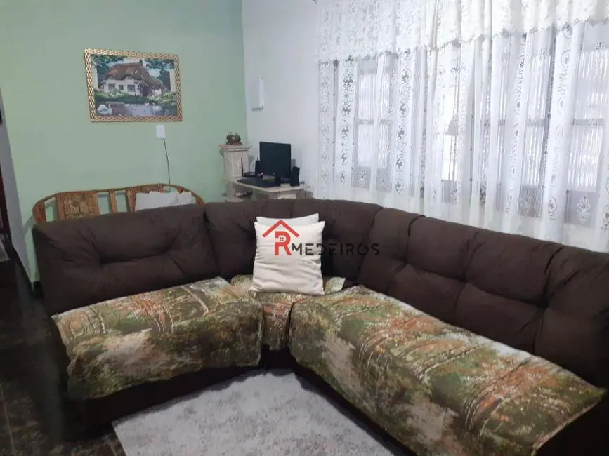 Casa com 3 quartos à venda, 160m2 em Praia Grande - SP - imagem 3 Foto 3 de Casa com 3 quartos à venda, 160m2 em Praia Grande - SP