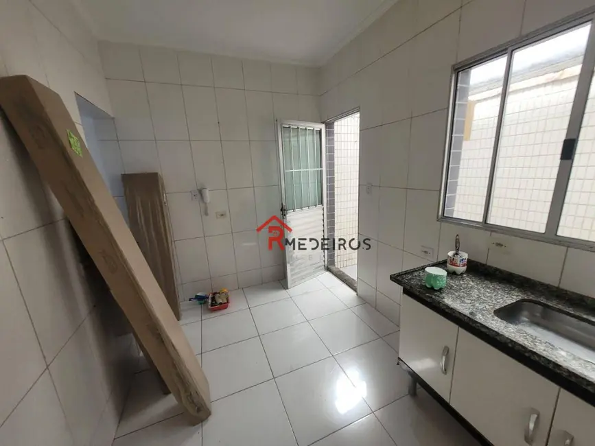 Foto 4 de Casa com 2 quartos à venda, 90m2 em Praia Grande - SP