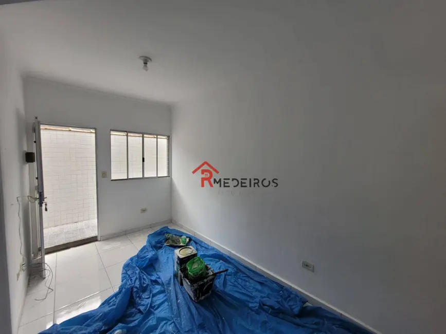 Foto 2 de Casa com 2 quartos à venda, 90m2 em Praia Grande - SP