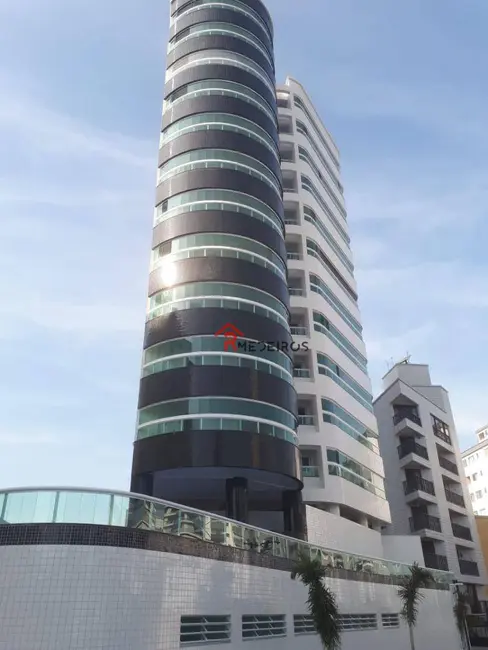 Foto 2 de Apartamento com 2 quartos à venda, 92m2 em Caiçara, Praia Grande - SP