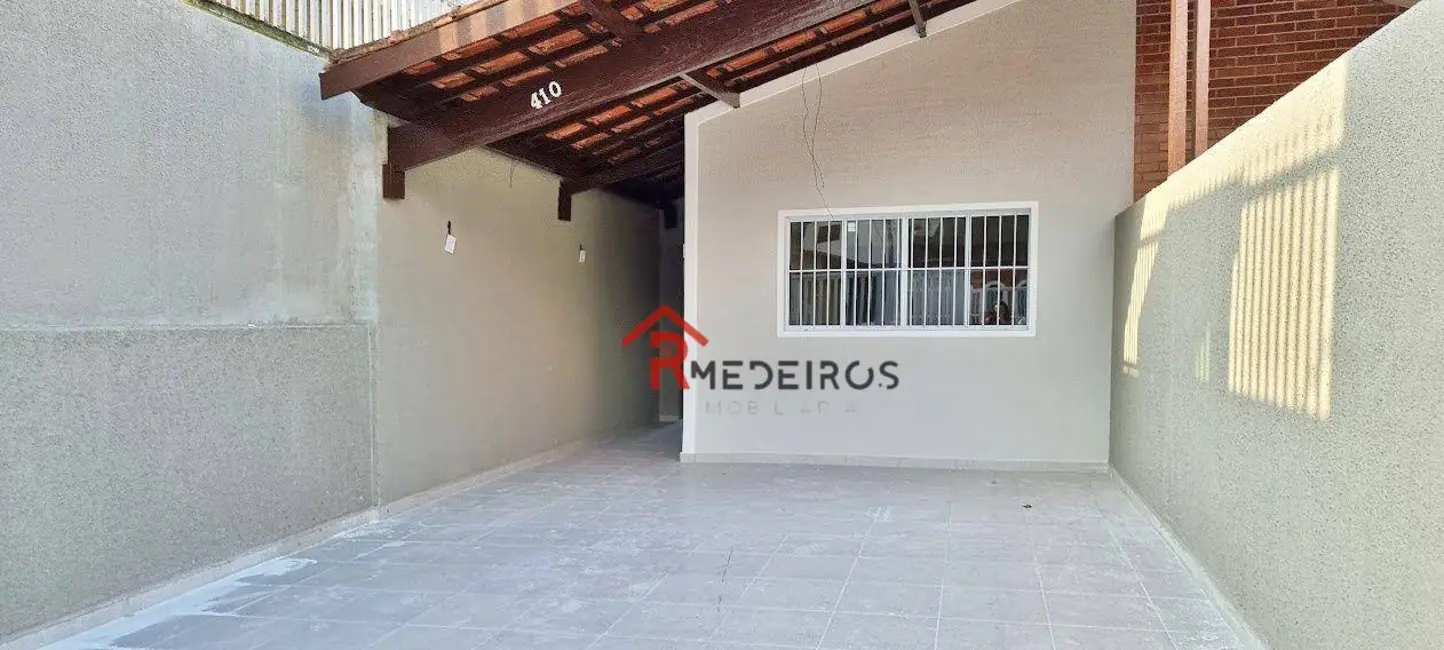 Foto 2 de Casa com 2 quartos à venda, 125m2 em Tupi, Praia Grande - SP