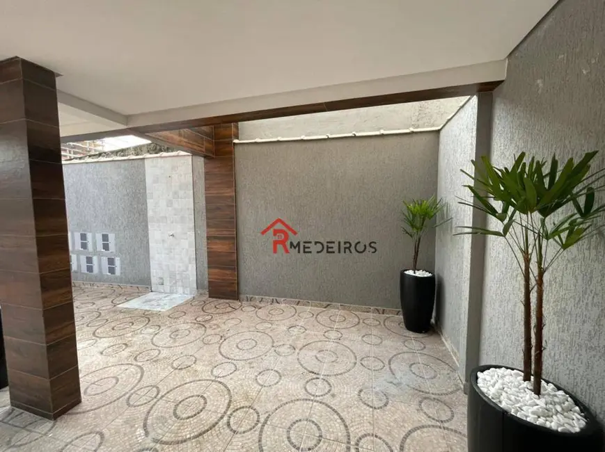 Casa com 2 quartos à venda, 90m2 em Praia Grande - SP - imagem 4 Foto 4 de Casa com 2 quartos à venda, 90m2 em Praia Grande - SP