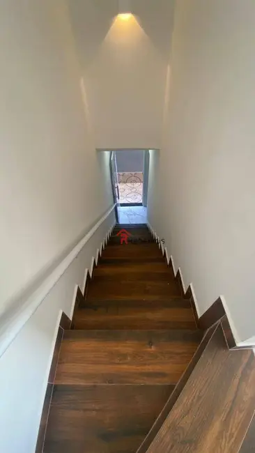 Casa com 2 quartos à venda, 90m2 em Praia Grande - SP - imagem 6 Foto 6 de Casa com 2 quartos à venda, 90m2 em Praia Grande - SP