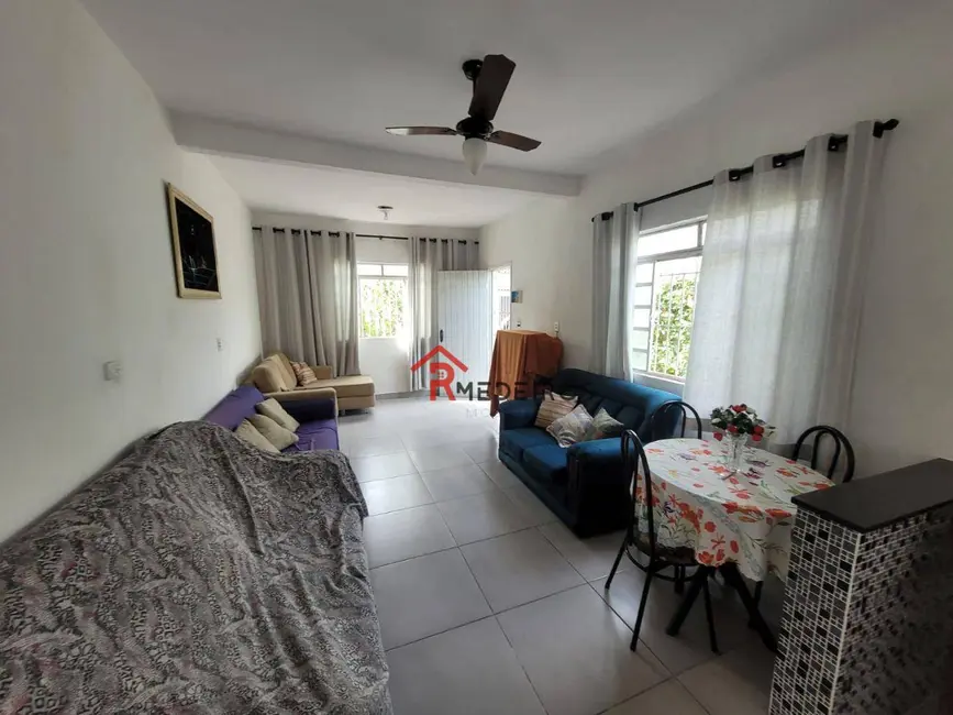 Casa com 3 quartos à venda, 290m2 em Nova Mirim, Praia Grande - SP - imagem 3 Foto 3 de Casa com 3 quartos à venda, 290m2 em Nova Mirim, Praia Grande - SP
