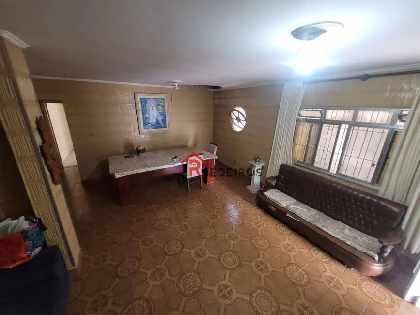 Foto 4 de Casa com 4 quartos à venda, 140m2 em Praia Grande - SP