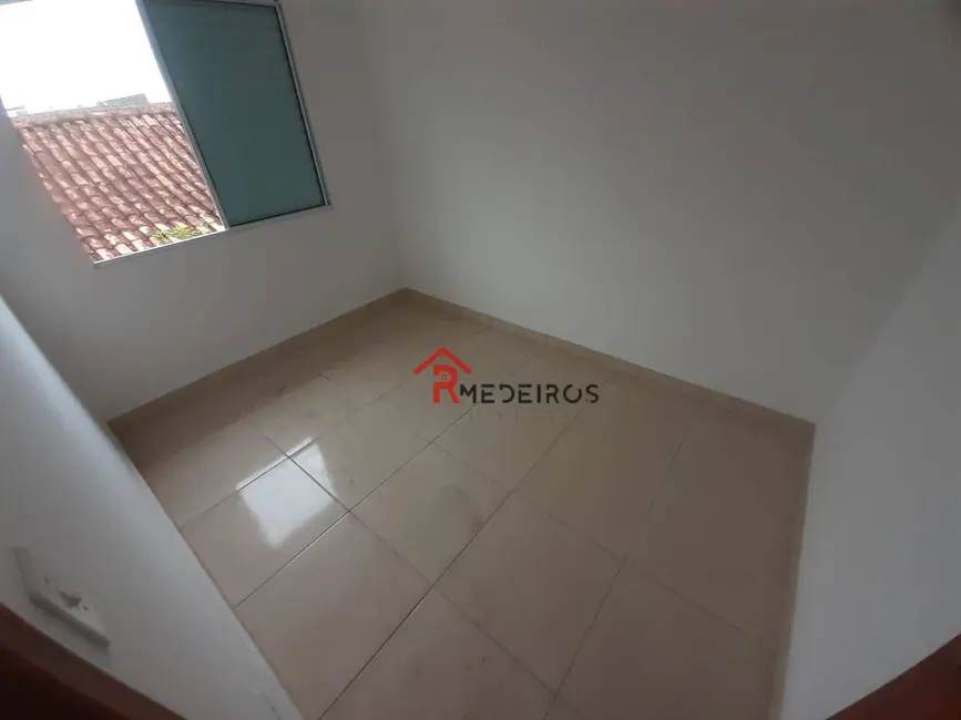 Foto 8 de Casa de Condomínio com 2 quartos à venda, 81m2 em Maracanã, Praia Grande - SP