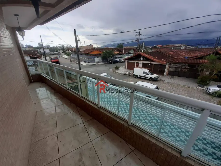 Foto 2 de Casa de Condomínio com 2 quartos à venda, 81m2 em Maracanã, Praia Grande - SP