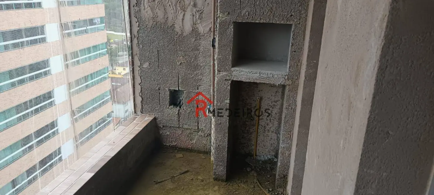 Foto 3 de Apartamento com 2 quartos à venda, 85m2 em Canto do Forte, Praia Grande - SP