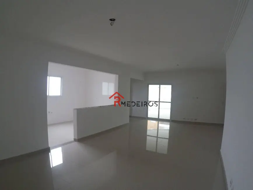 Foto 4 de Apartamento com 3 quartos à venda, 192m2 em Tupi, Praia Grande - SP