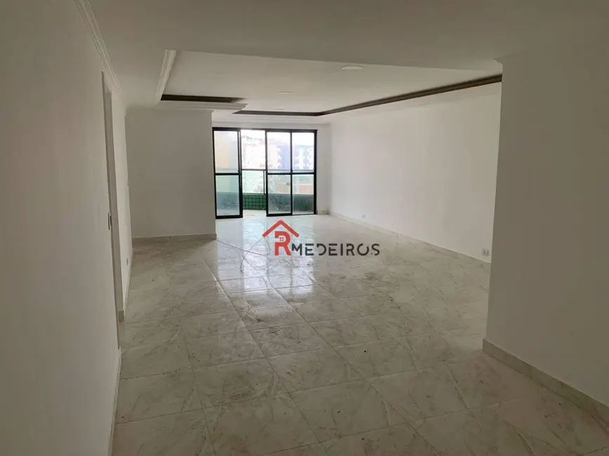 Foto 3 de Cobertura com 3 quartos à venda, 250m2 em Tupi, Praia Grande - SP