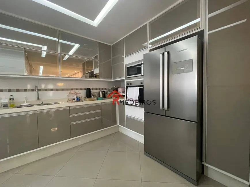 Foto 9 de Apartamento com 3 quartos à venda, 140m2 em Aviação, Praia Grande - SP