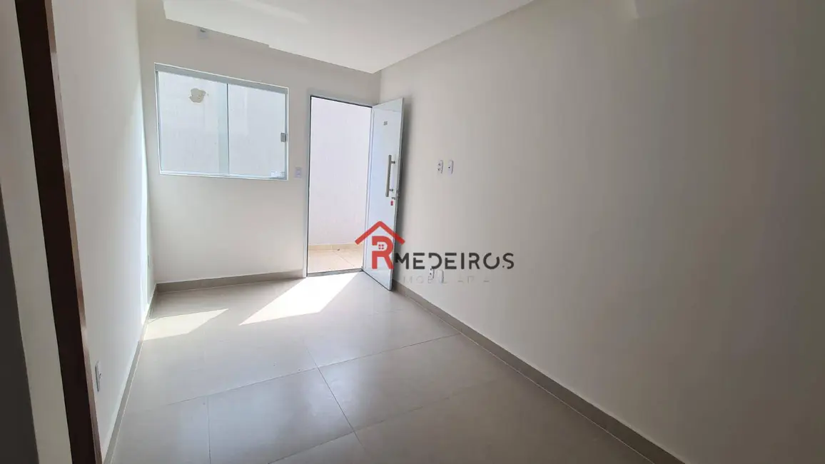Foto 3 de Casa de Condomínio com 2 quartos à venda, 68m2 em Caiçara, Praia Grande - SP