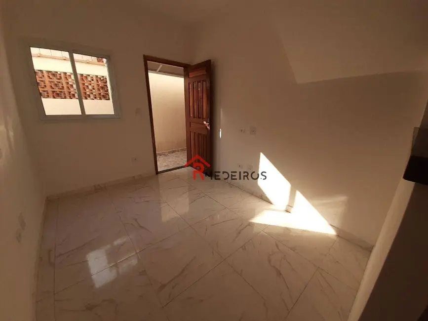 Foto 7 de Casa de Condomínio com 2 quartos à venda, 65m2 em Praia Grande - SP