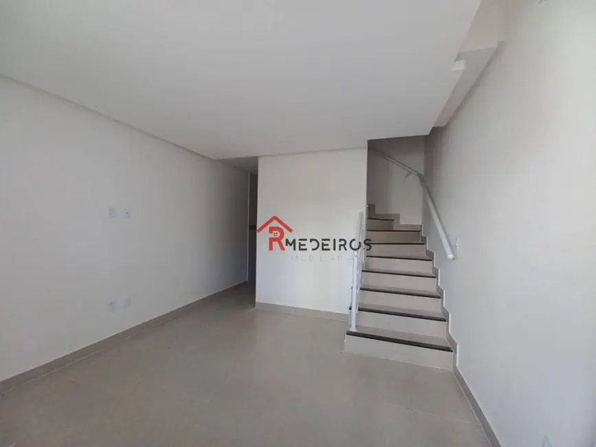 Foto 7 de Casa de Condomínio com 2 quartos à venda, 77m2 em Caiçara, Praia Grande - SP