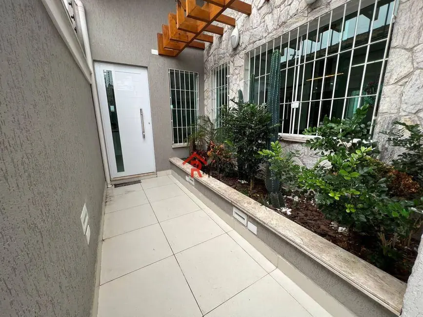 Foto 4 de Casa com 3 quartos à venda, 200m2 em Maracanã, Praia Grande - SP