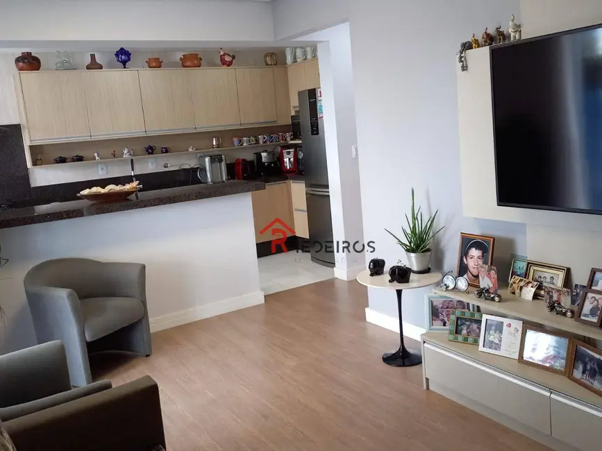 Apartamento com 2 quartos à venda, 124m2 em Canto do Forte, Praia Grande - SP - imagem 7 Foto 7 de Apartamento com 2 quartos à venda, 124m2 em Canto do Forte, Praia Grande - SP