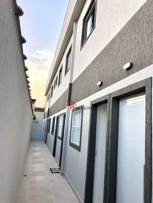 Casa de Condomínio com 2 quartos à venda, 65m2 em Canto do Forte, Praia Grande - SP - imagem 2 Foto 2 de Casa de Condomínio com 2 quartos à venda, 65m2 em Canto do Forte, Praia Grande - SP