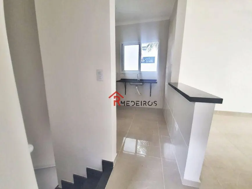 Casa de Condomínio com 2 quartos à venda, 73m2 em Aviação, Praia Grande - SP - imagem 3 Foto 3 de Casa de Condomínio com 2 quartos à venda, 73m2 em Aviação, Praia Grande - SP