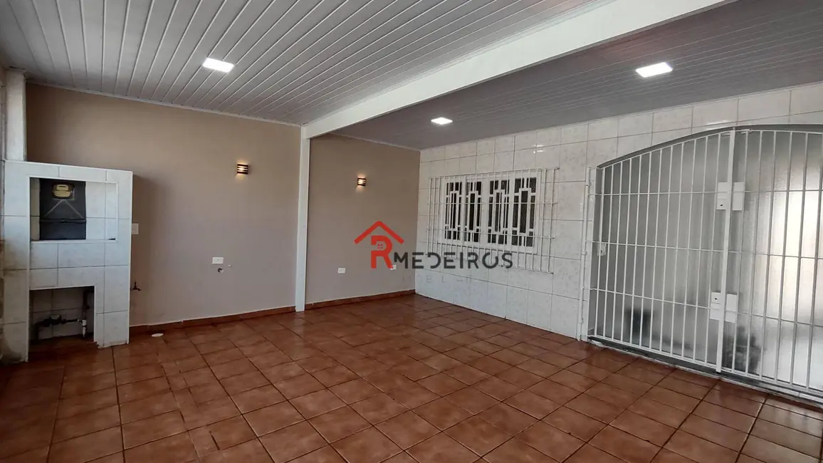 Foto 7 de Casa com 2 quartos à venda, 87m2 em Maracanã, Praia Grande - SP