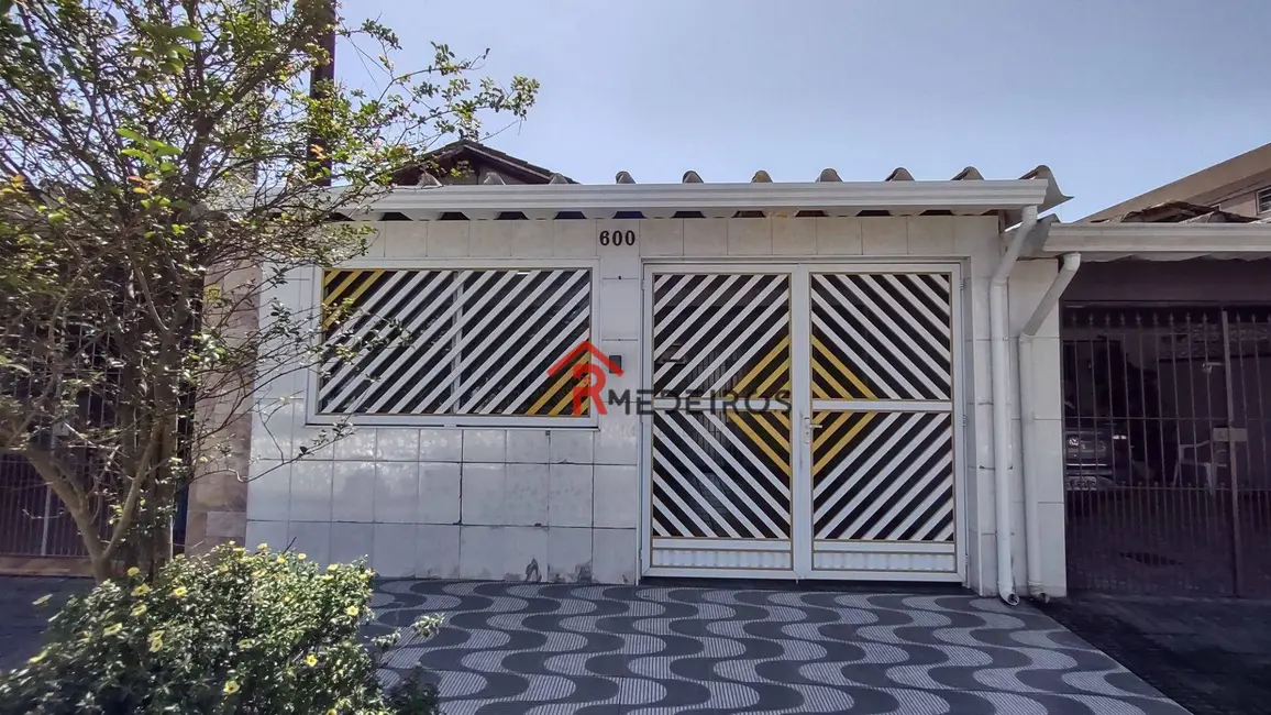 Foto 1 de Casa com 2 quartos à venda, 87m2 em Maracanã, Praia Grande - SP